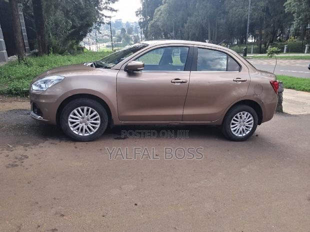 Suzuki Dzire 2022 Gold
