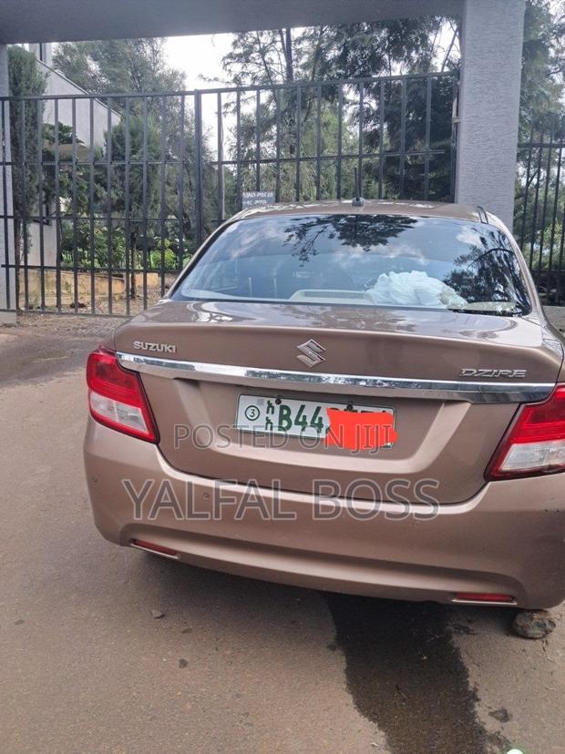 Suzuki Dzire 2022 Gold