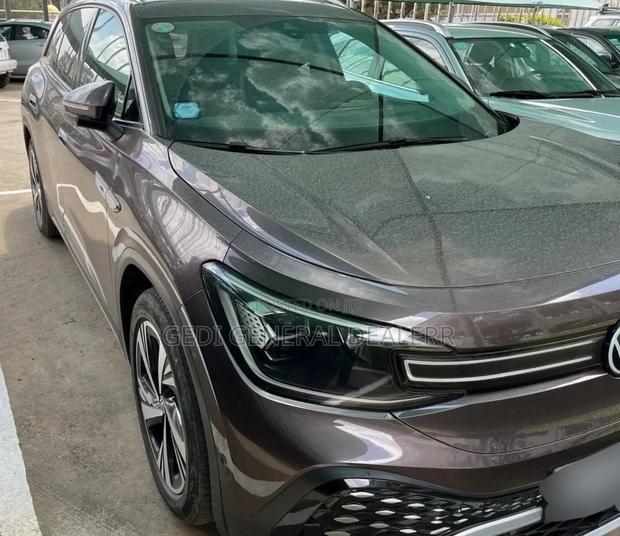 Volkswagen ID.6 Crozz 85 kWh RWD 2022 Brown