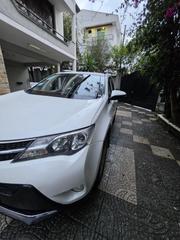 Toyota RAV4 2014 White for sale