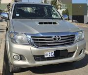 Toyota Hilux 2014 Gold for sale