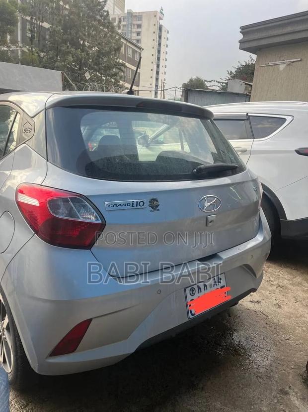 Hyundai I10 2022 Silver