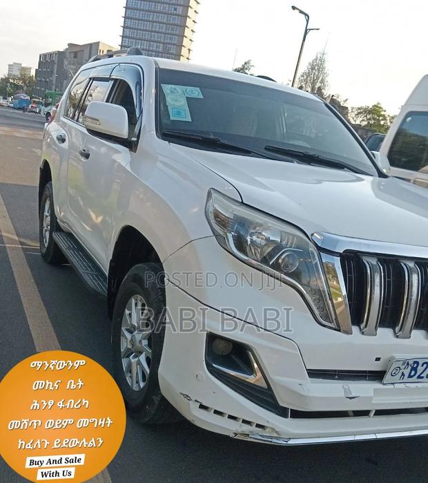 Toyota Land Cruiser Prado 2011 White