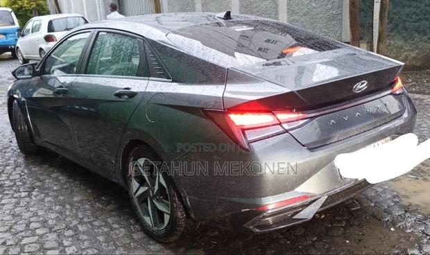 Hyundai Avante 2022 Gray