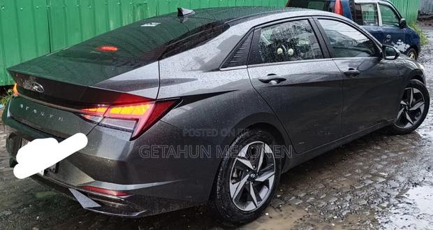 Hyundai Avante 2022 Gray