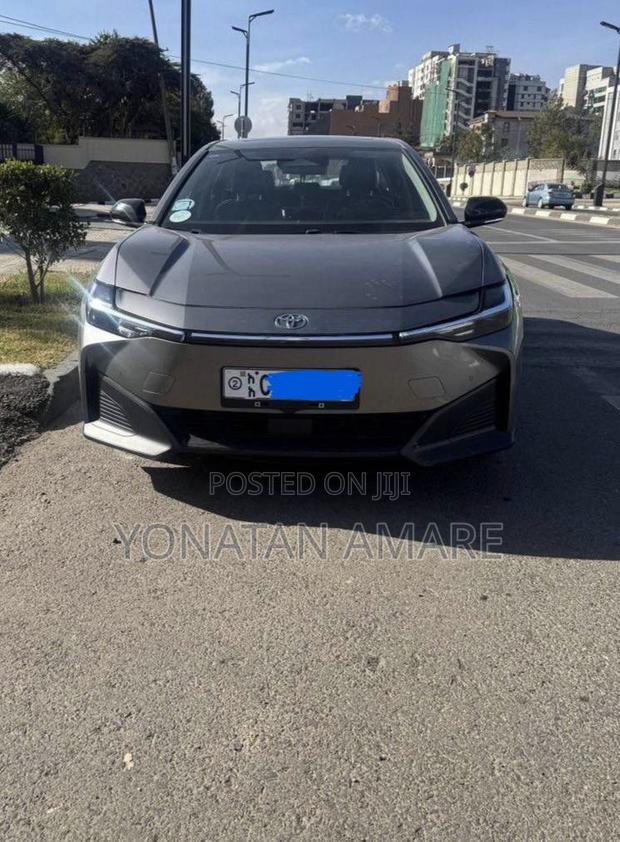 Toyota bZ3 2024 Gray