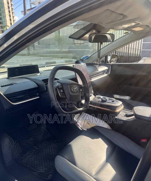 Toyota bZ3 2024 Gray