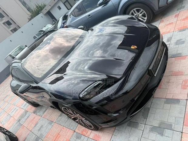 Porsche Taycan 2024 Black