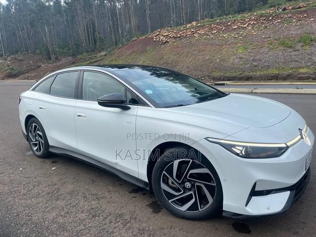 Volkswagen ID.7 Pro Match 2025 White