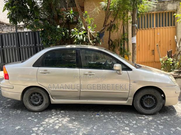 Suzuki Liana 2025 Silver