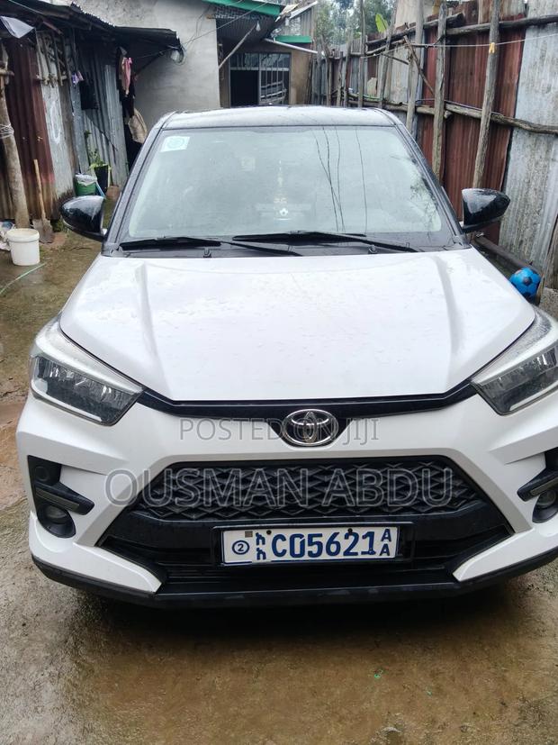 Toyota Raize 2022 White