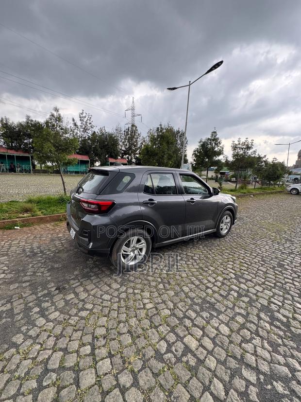 Toyota Raize 1.0 AWD 2023 Black