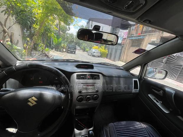 Suzuki Liana 2025 Silver