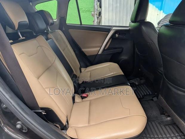Toyota RAV4 2015 Gray
