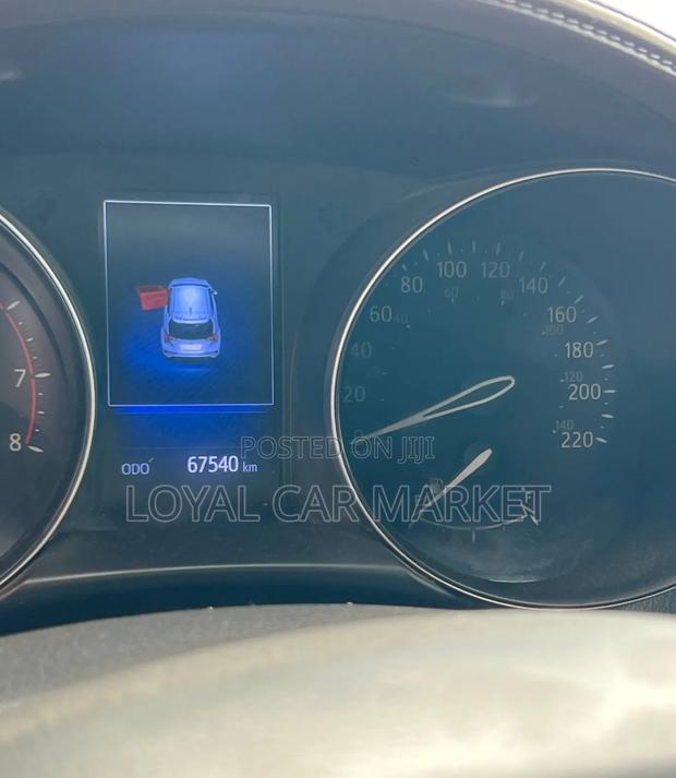 Toyota C-HR 2020 Brown