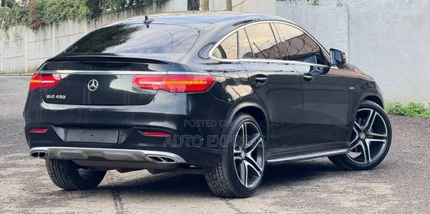 Mercedes-Benz GLE-Class 2016 Black