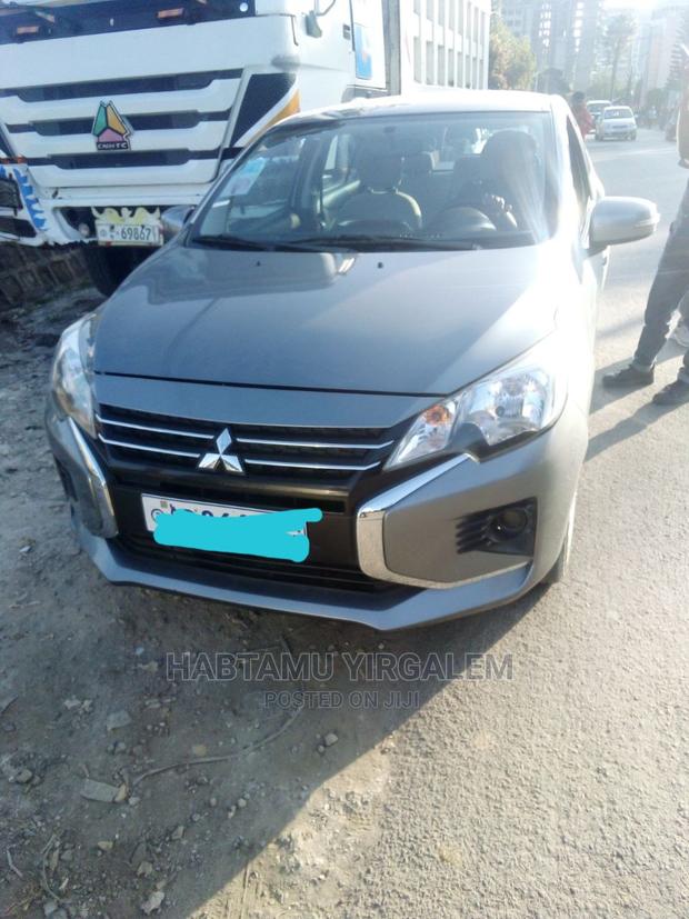 Mitsubishi Attrage 2021 Beige
