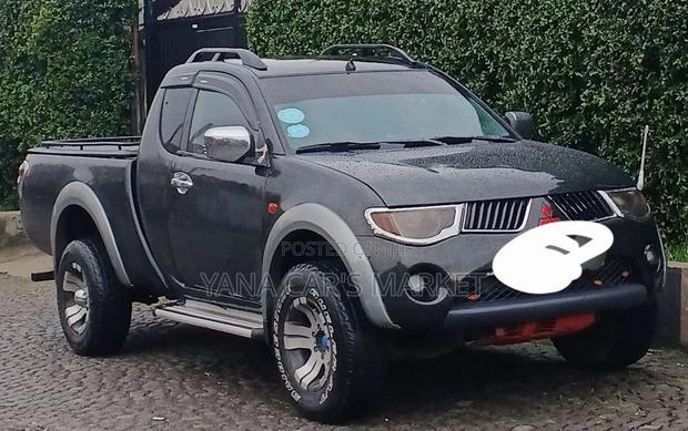 Mitsubishi L200 2007 Silver