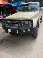 Toyota Land Cruiser 2005 Gold for sale