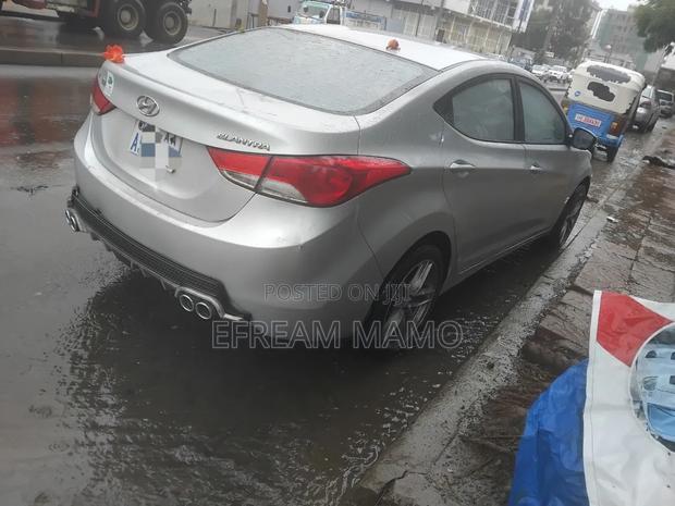 Hyundai Elantra 2013