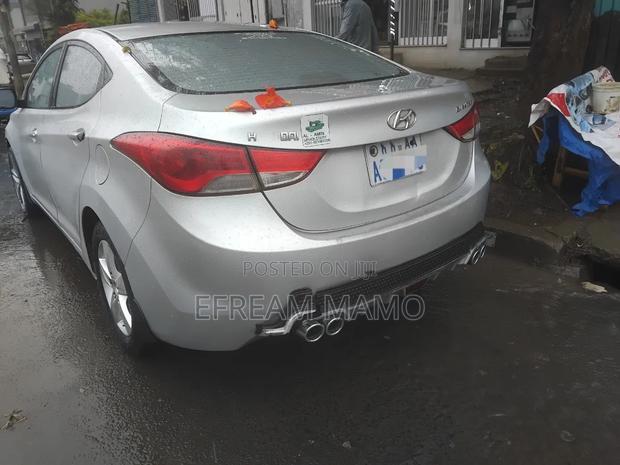 Hyundai Elantra 2013