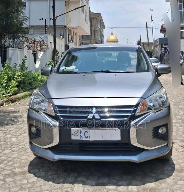 Mitsubishi Attrage 2022