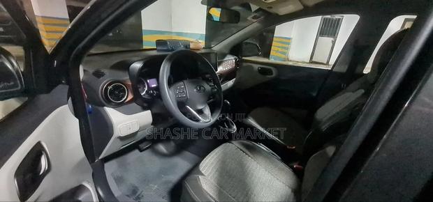 Hyundai I10 2022 Gray