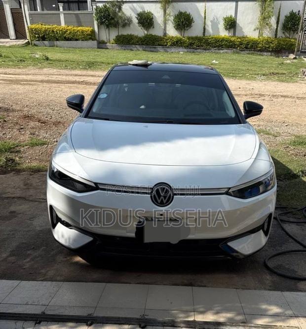 Volkswagen ID.7 2025 White