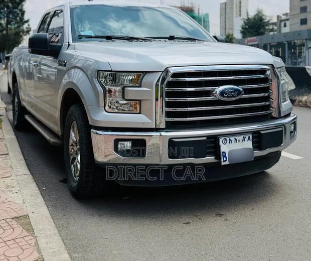 Ford F-150 2016 Silver