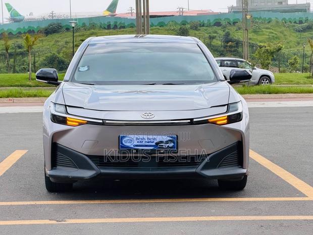 Toyota bZ3 2024 Gray