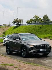Hyundai Tucson 2022 Gold for sale