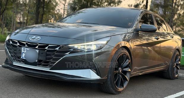 Hyundai Avante 2023 Gray