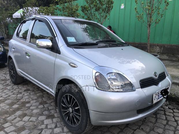 Toyota Vitz 1.0 FWD 5dr 2000 Silver