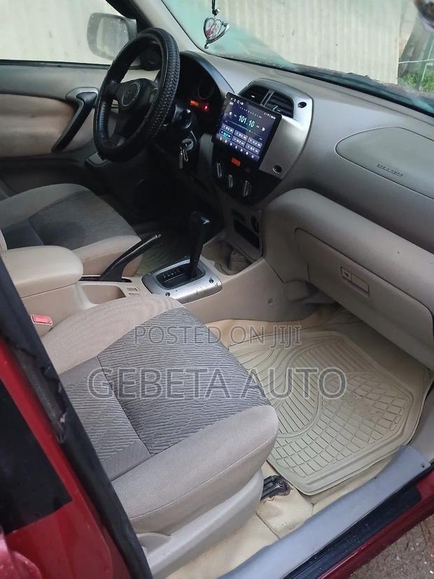 Toyota RAV4 2005