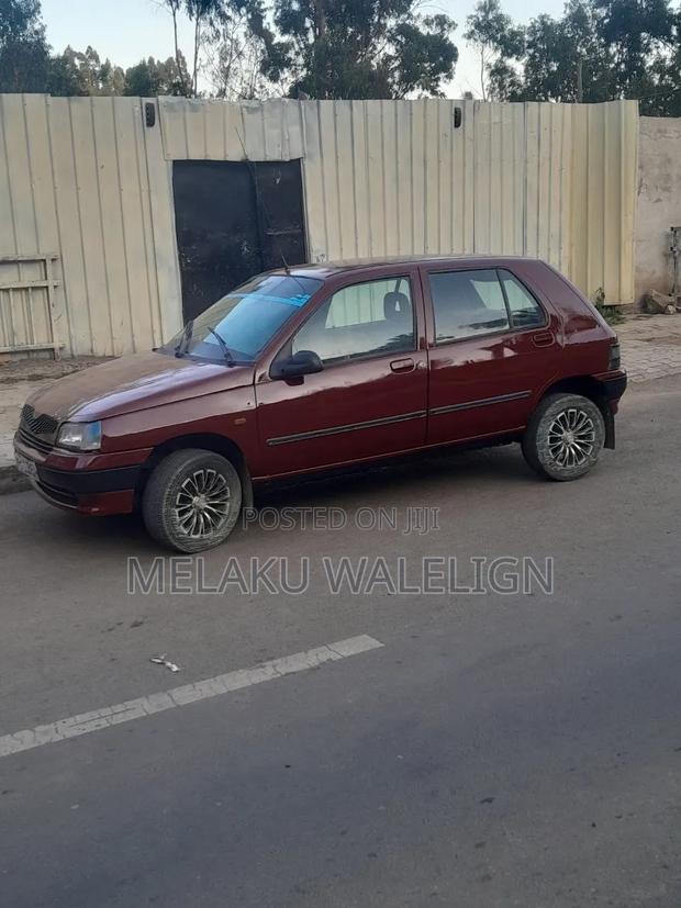 Renault Clio 1998 Burgundy