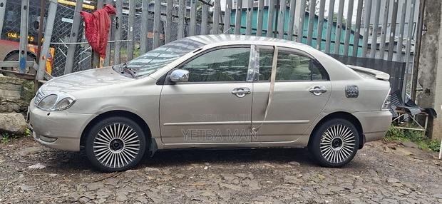 Toyota Corolla 2003 Silver