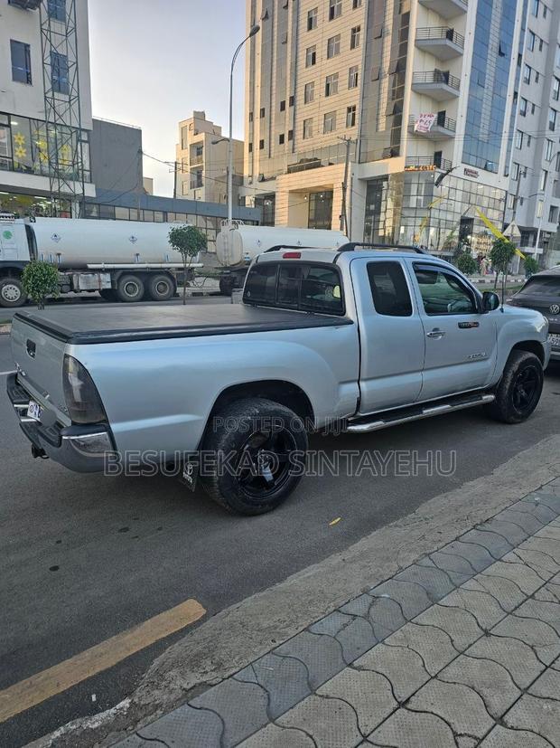 Toyota Tacoma 2008 Silver
