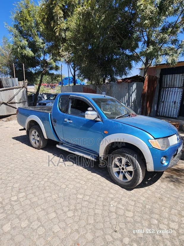 Mitsubishi L200 Single Cab 2.5 TD 2007 Blue