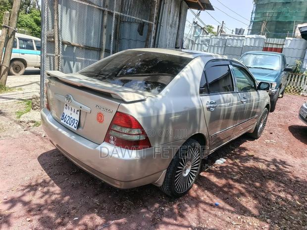 Toyota Corolla 2004