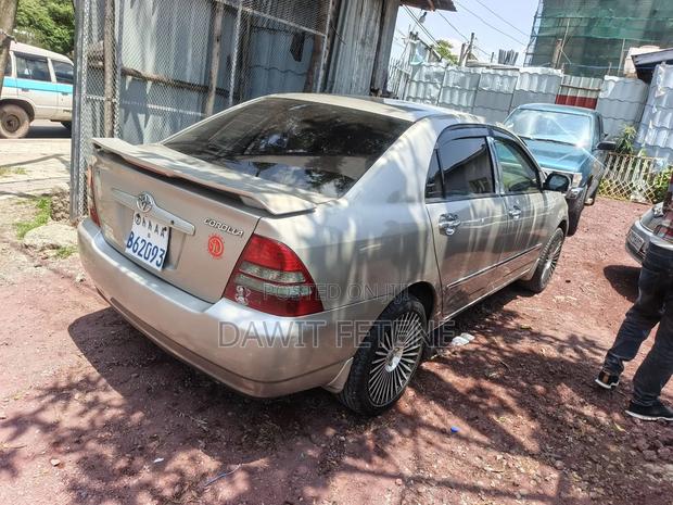 Toyota Corolla 2004
