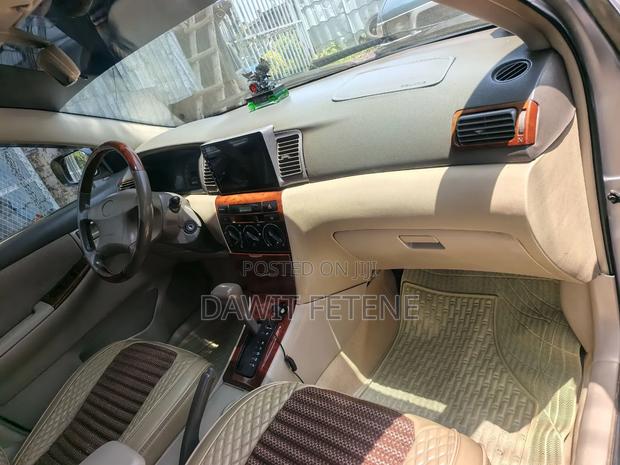 Toyota Corolla 2004