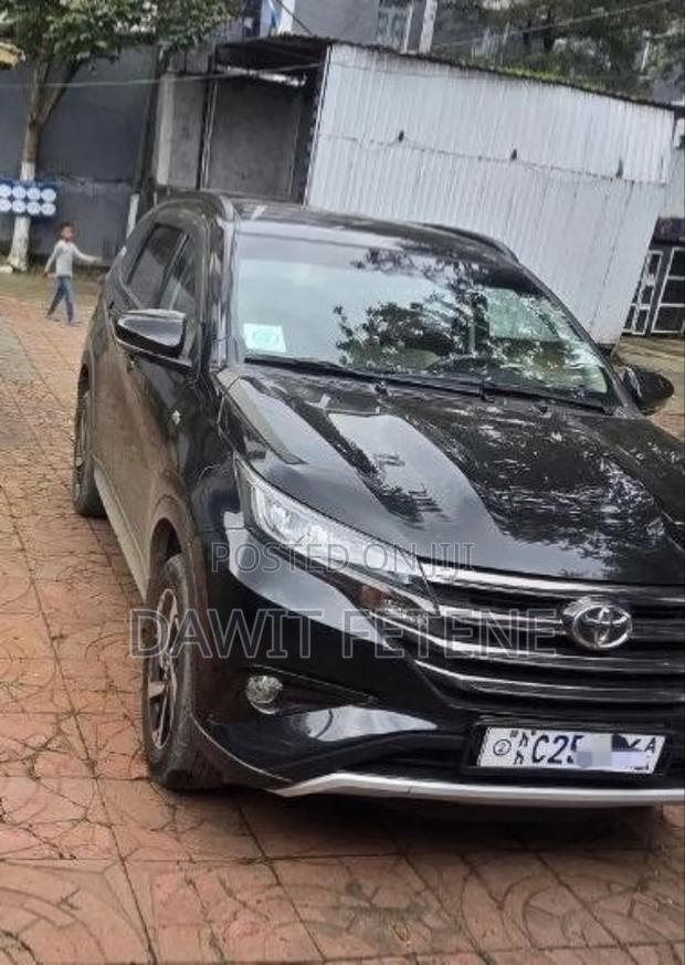 Toyota Rush 2022 Black