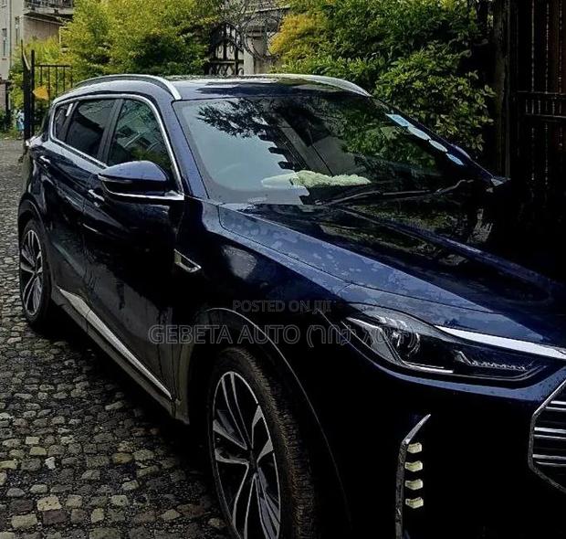 Jetour X70 Plus 2022