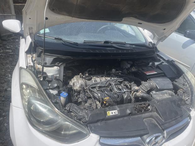 Hyundai Avante 2011 White