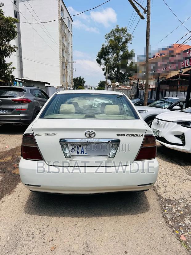 Toyota Corolla 2007 White