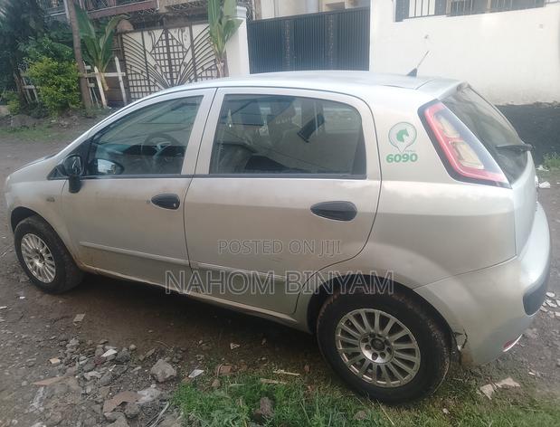 Fiat Punto 2011 Silver