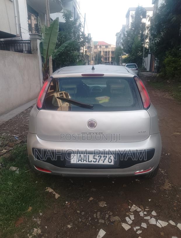 Fiat Punto 2011 Silver