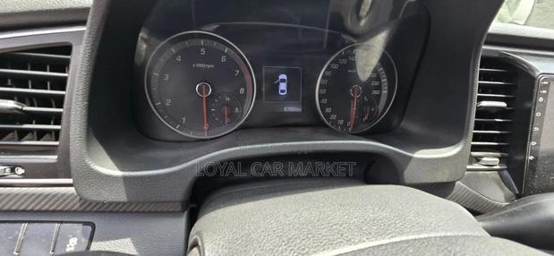 Hyundai Avante 2017 Blue