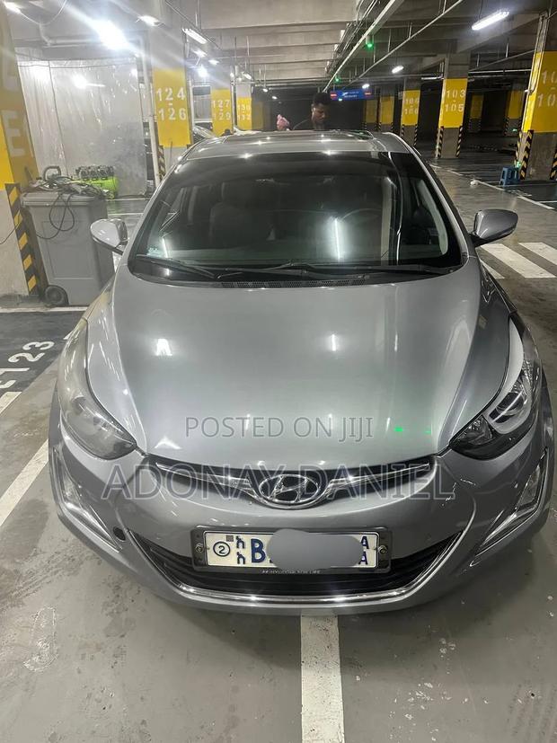 Hyundai Avante 2015
