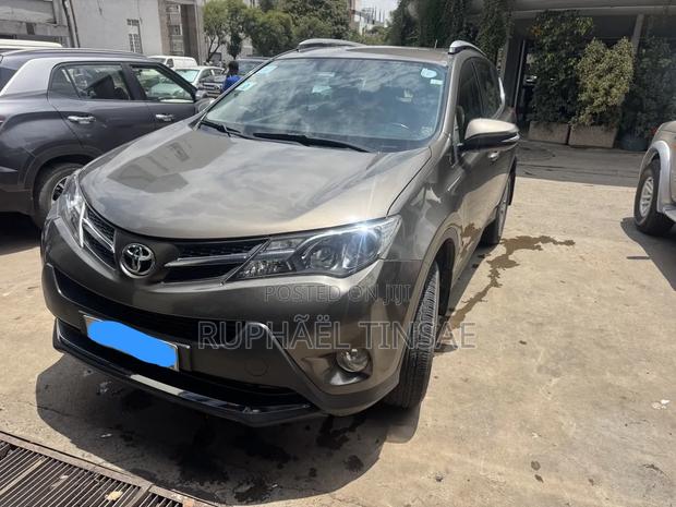 Toyota RAV4 2014 Gray